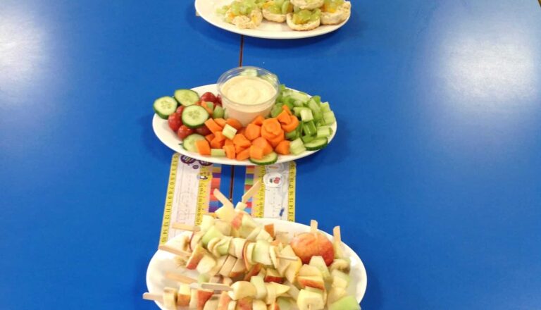 Y2 make healthy snacks! Y2 make healthy snacks!